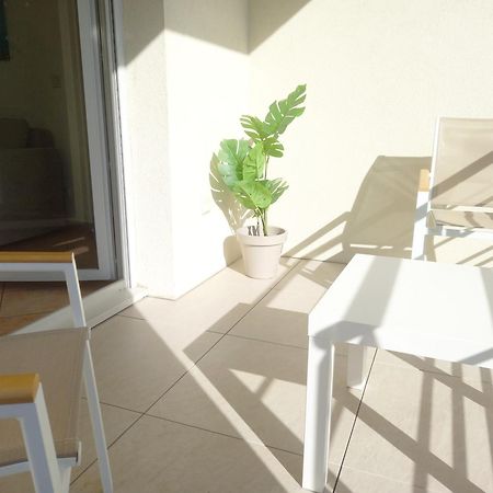 Appartement T2 De 56M2 - Geneve A 5 Min- Parking Prive Gratuit à Saint-Julien-en-Genevois Extérieur photo