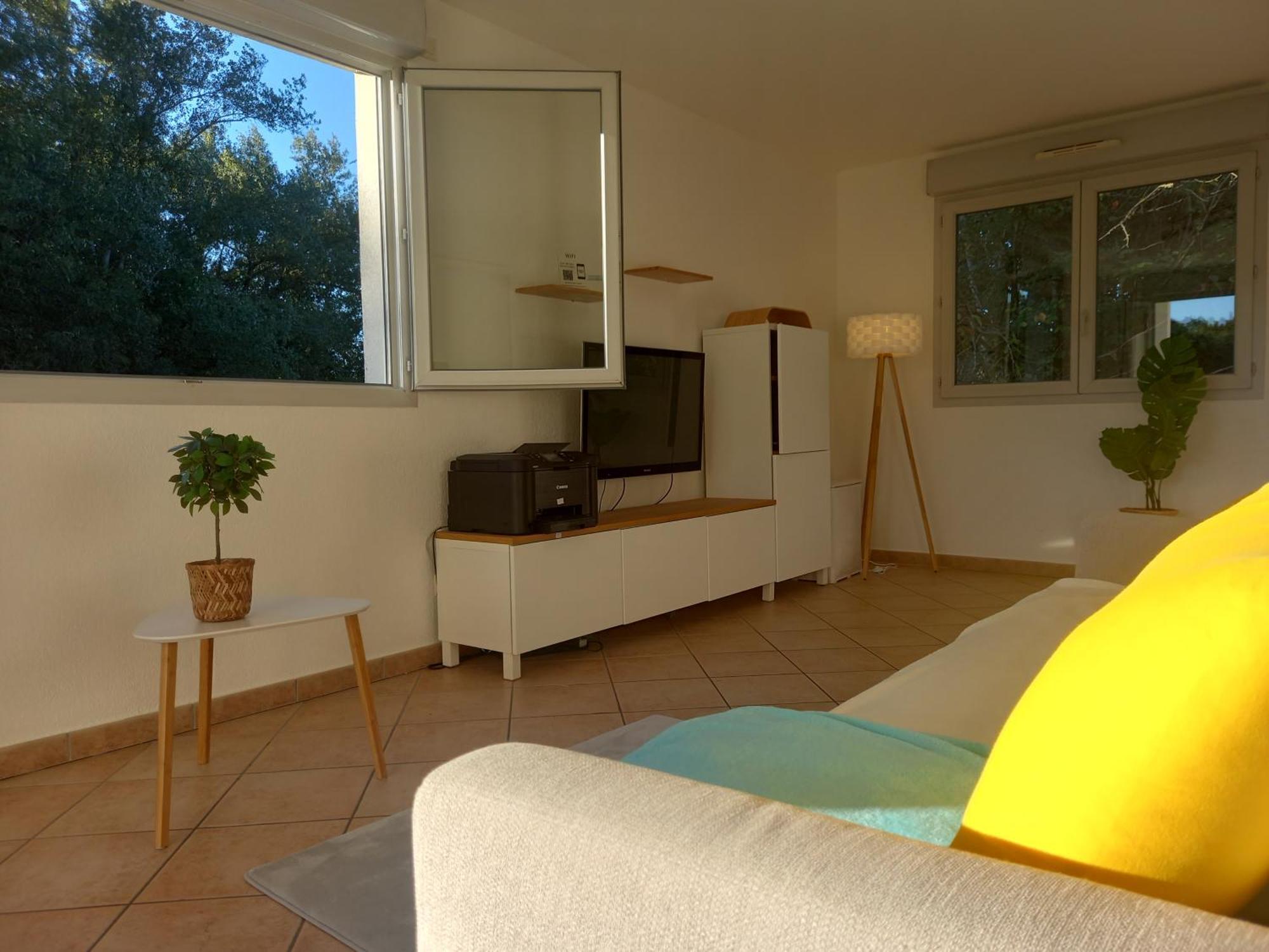 Appartement T2 De 56M2 - Geneve A 5 Min- Parking Prive Gratuit à Saint-Julien-en-Genevois Extérieur photo