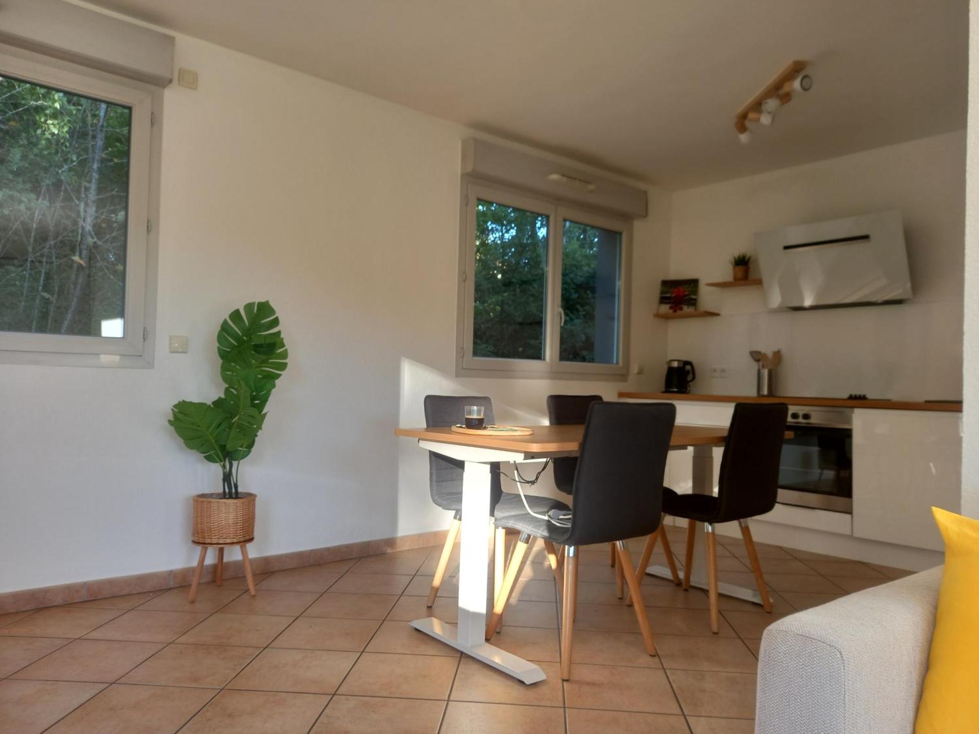 Appartement T2 De 56M2 - Geneve A 5 Min- Parking Prive Gratuit à Saint-Julien-en-Genevois Extérieur photo